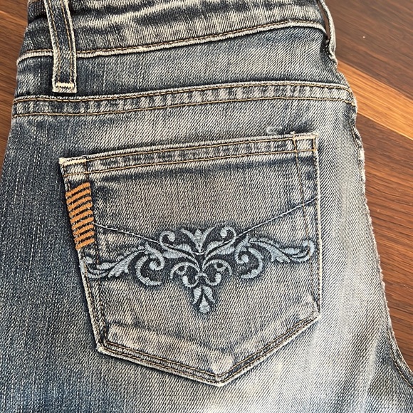 Jeans - Picture 9 of 14